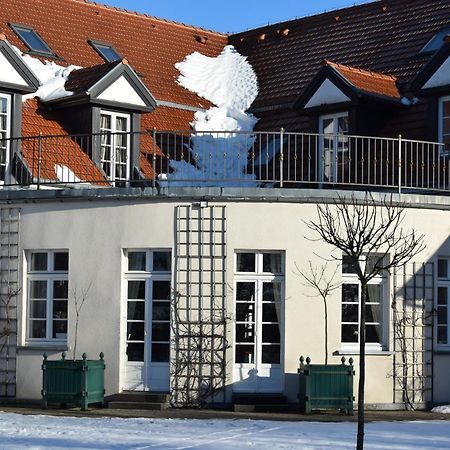 Palac I Folwark Nemino Sierakowice  Экстерьер фото